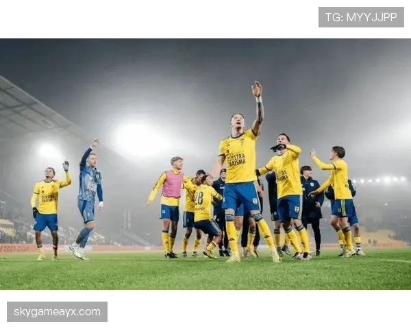 奥坎波斯状态火热，团队协作助球队再创佳绩