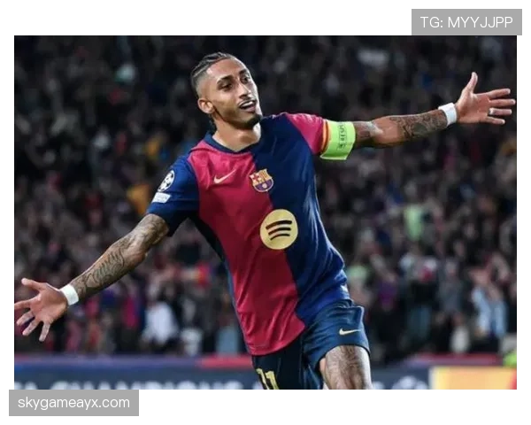 拉菲尼亚与登贝莱：右边锋终结效率与助攻创造力对比分析